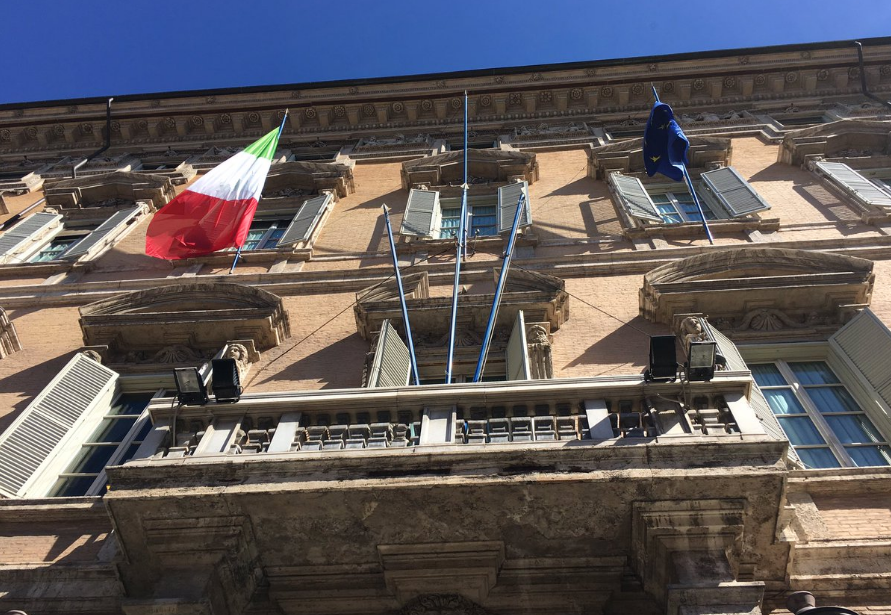 Liquidit Imprese diventa legge: nuovi bonus, prestiti da 30mila euro - PMI .it